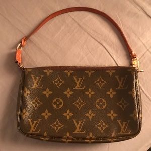 AUTHENTIC Louis Vuitton Pochette Made in France